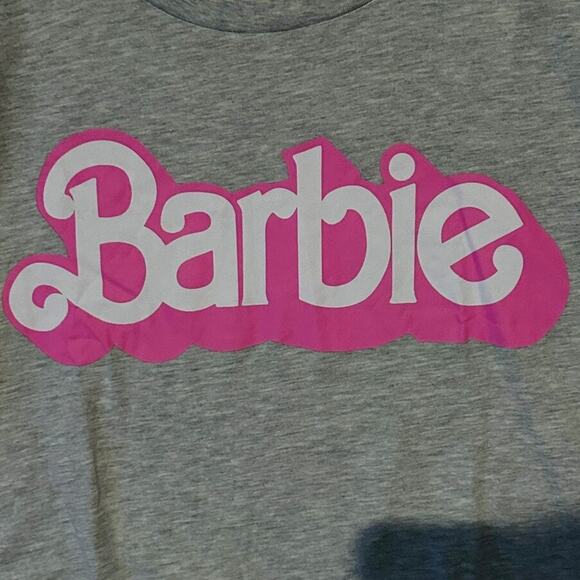 Barbie Short Sleeve T-Shirt Plus 3X Crewneck Heather Gray Feminine Girly NEW - Picture 2 of 5